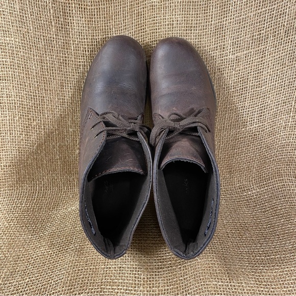 Clarks ankle boots lace up leather booties heels brown distressed women 8.5 B - Picture 8 of 14